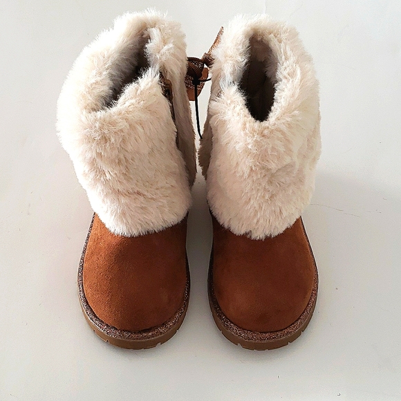 Olive & Edie faux fur boot - Picture 2 of 6